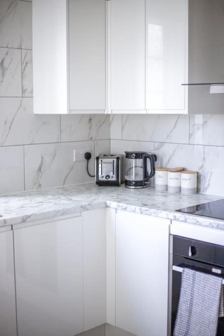 Apartamento Coastal Haven In Leigh-On-Sea Southend-on-Sea Exterior foto
