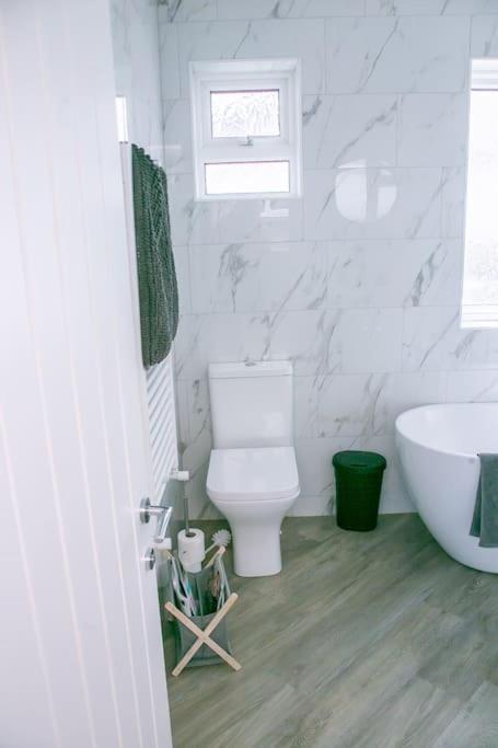 Apartamento Coastal Haven In Leigh-On-Sea Southend-on-Sea Exterior foto