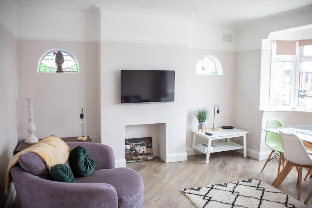 Apartamento Coastal Haven In Leigh-On-Sea Southend-on-Sea Exterior foto